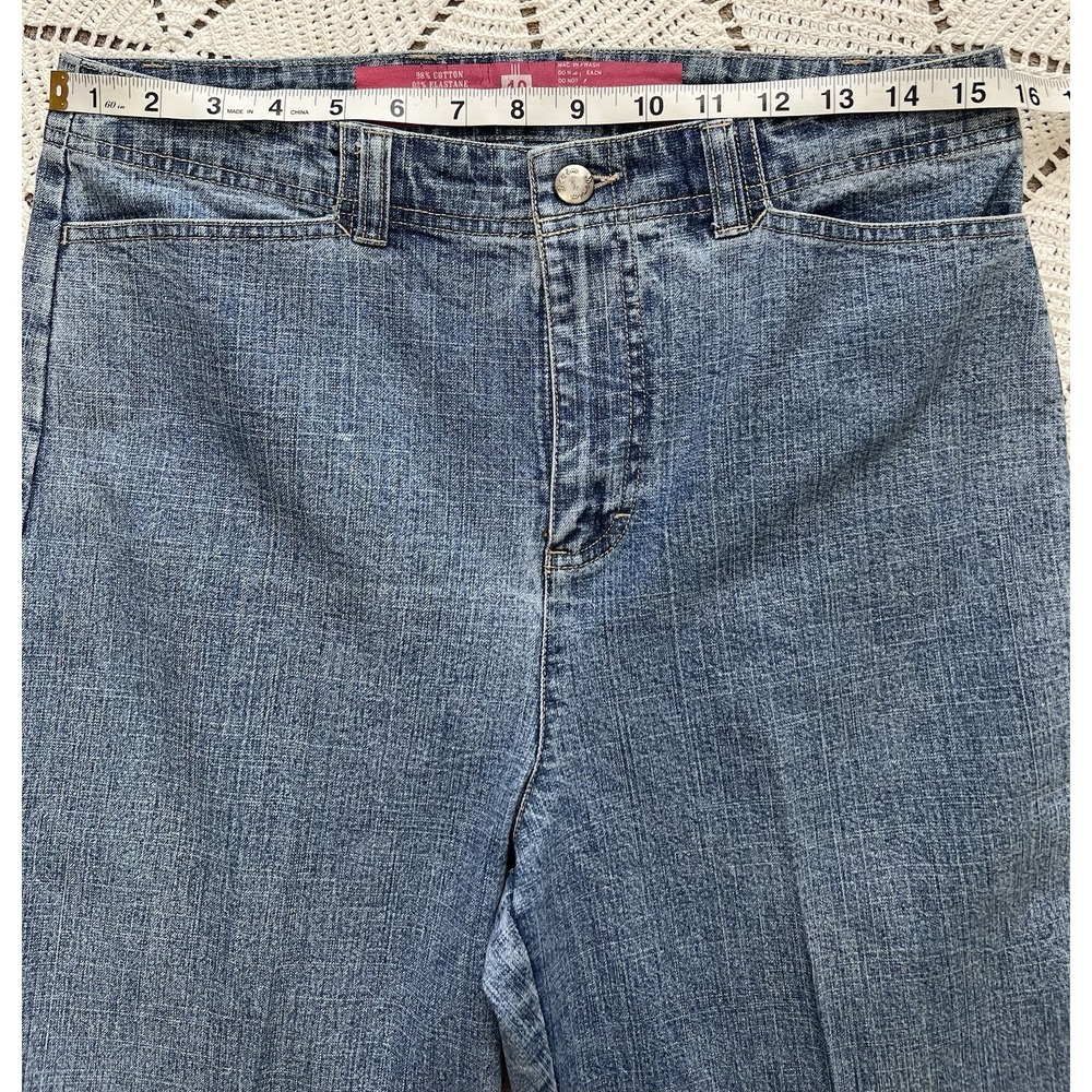 Y2K Embroidered Floral Cropped Jeans Mid Rise Artsy Cottage Size 10 98% Cotton - Picture 11 of 11